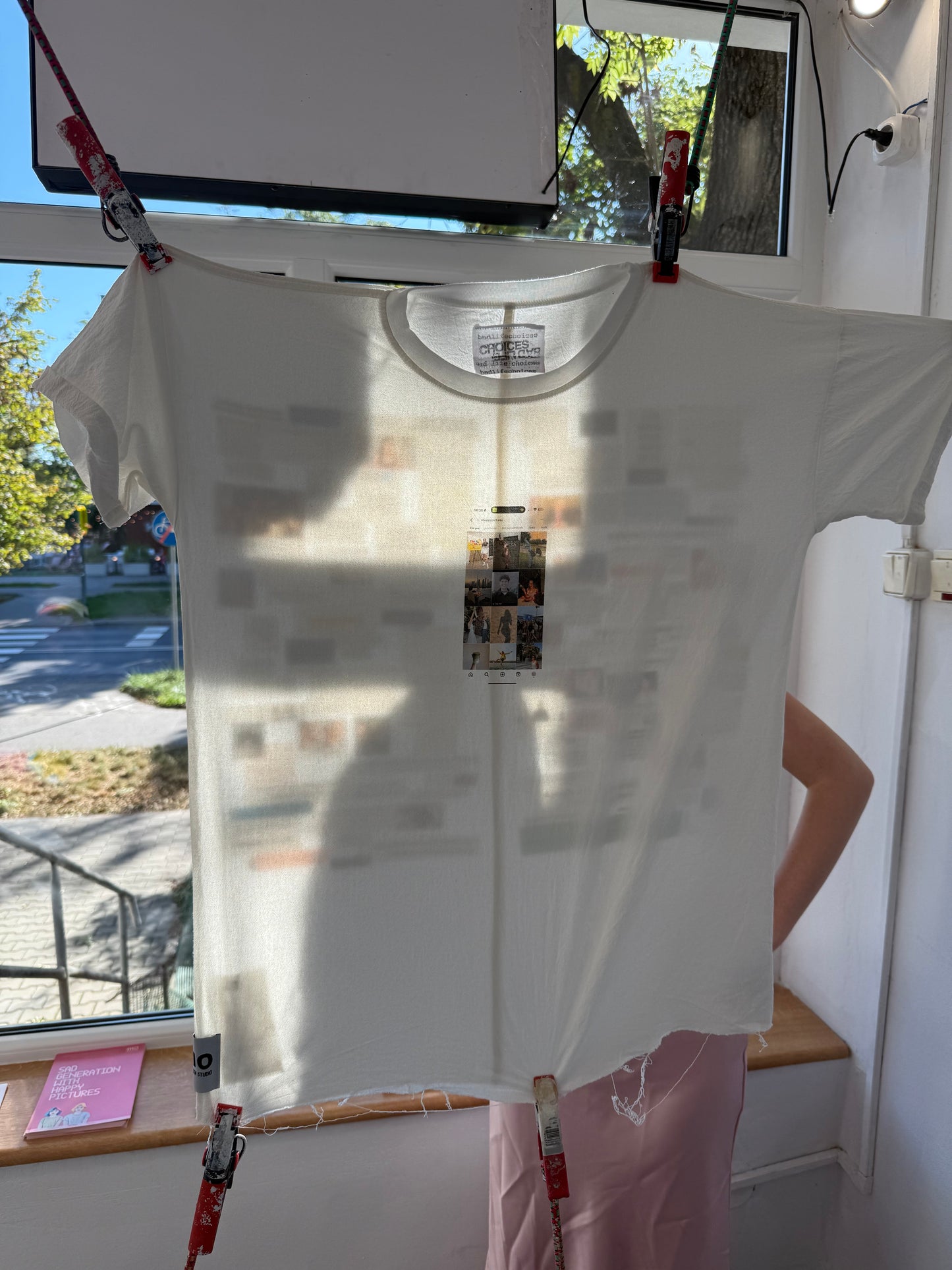 #0000 SAD GENERATION WITH HAPPY PICTURES