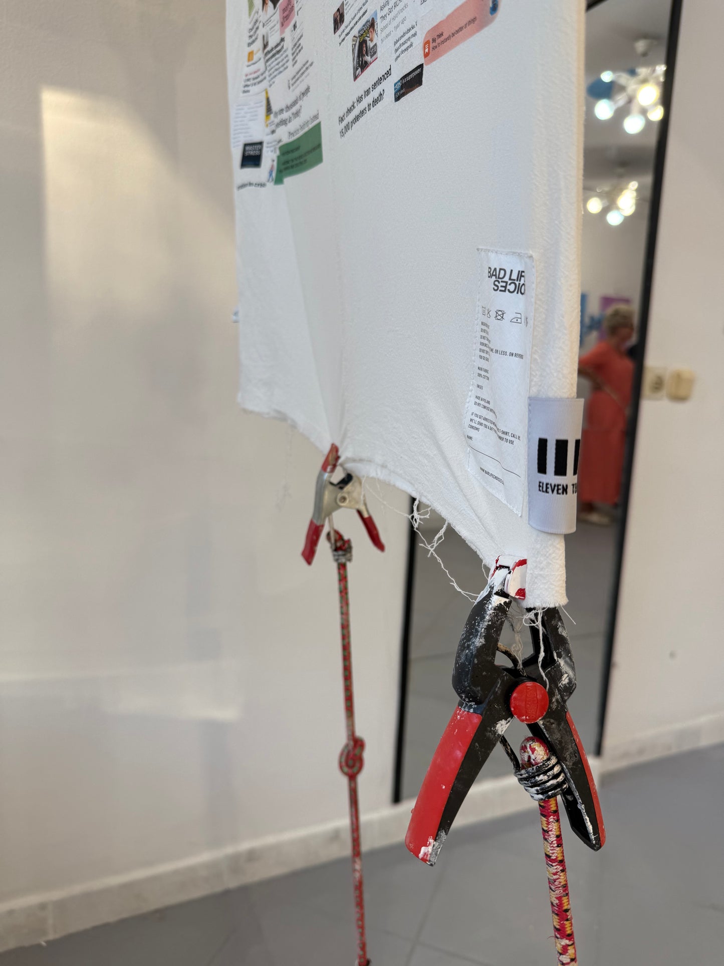 #0000 SAD GENERATION WITH HAPPY PICTURES